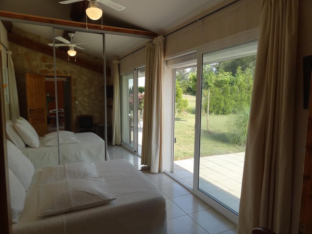 Locations Des Alpilles Apartment Saint-Remy-de-Provence Bilik gambar